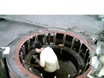 柴油發(fā)電機組怎樣更換的更換機油